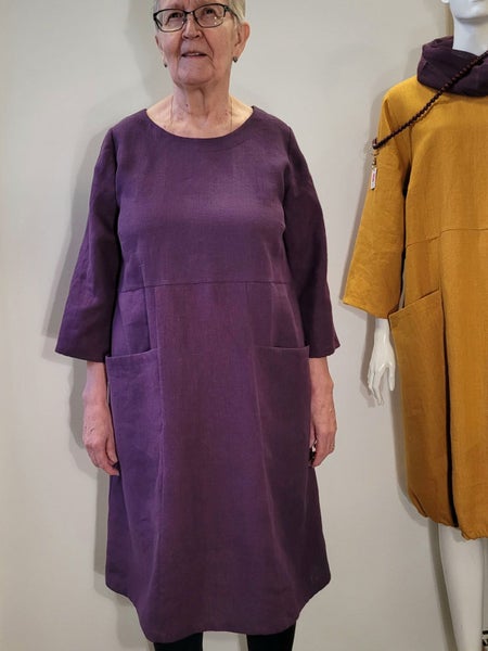 Aina linnekl&auml;nning &ndash; Lila