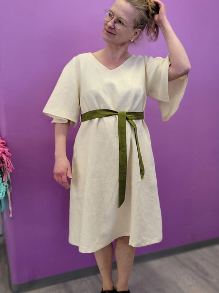 Kielo linnekl&auml;nning &ndash; Gr&auml;ddvit storlek XS