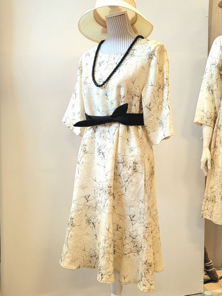 Loimu linnekl&auml;nning &ndash; Gul blommig