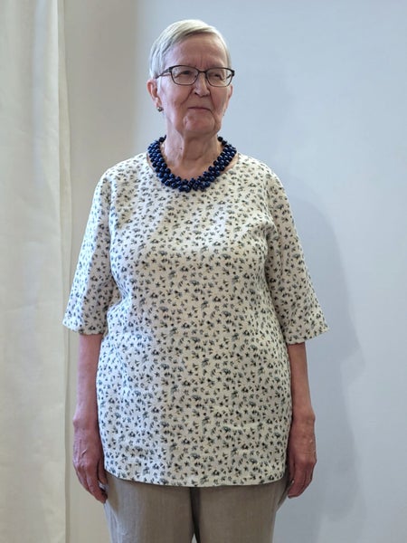 Lempi linneblus &ndash; bl&aring;blommiga