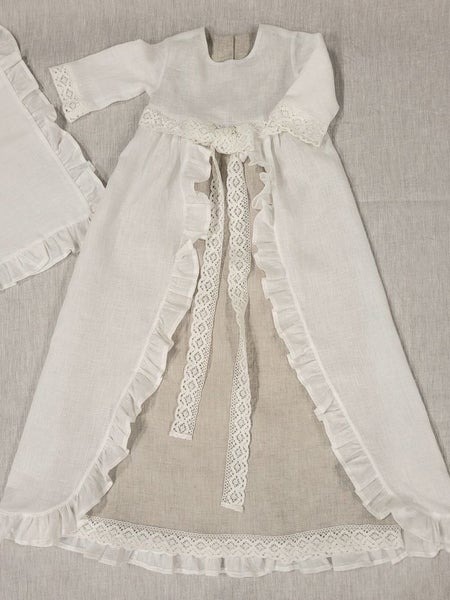 Mets&auml;t&auml;hti dopkl&auml;nning linne &ndash; vit spets 62 cm