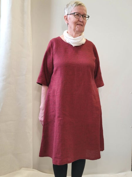 Vanamo linnekl&auml;nning &ndash; R&ouml;d rutig